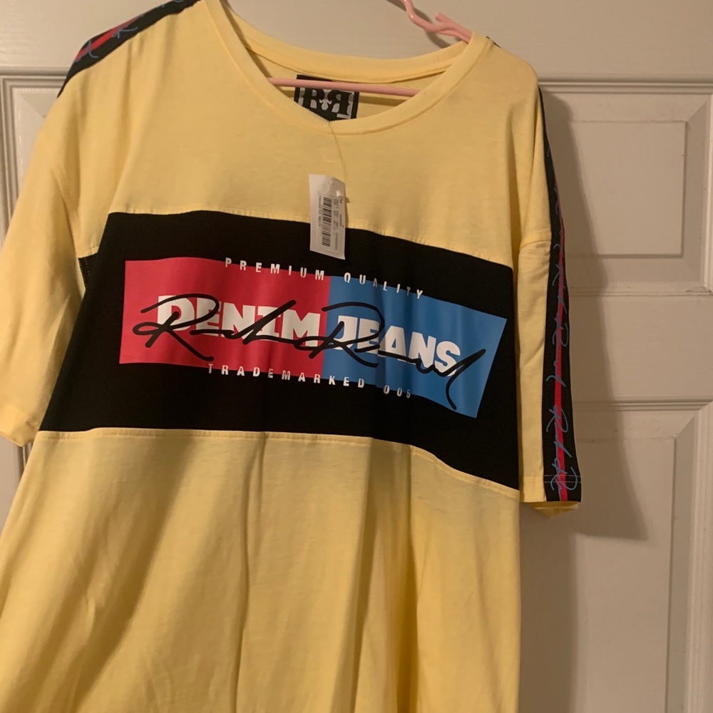 Men’s Rock Revival shirt